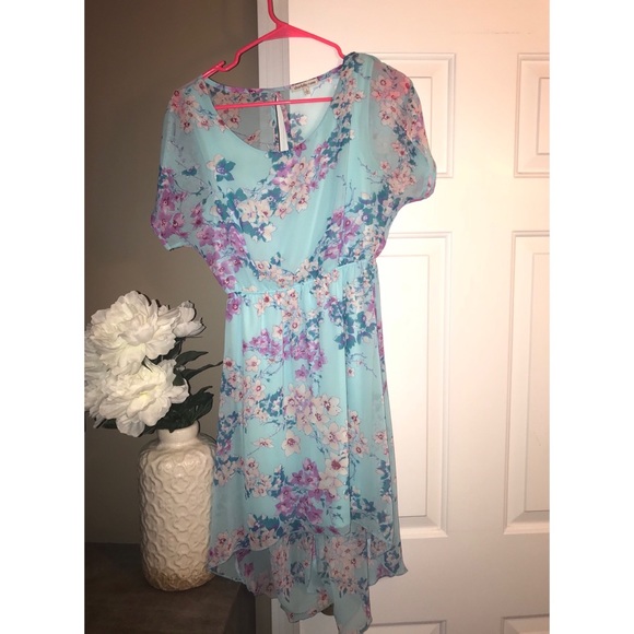 Cute floral cocktail dress - Picture 2 of 2